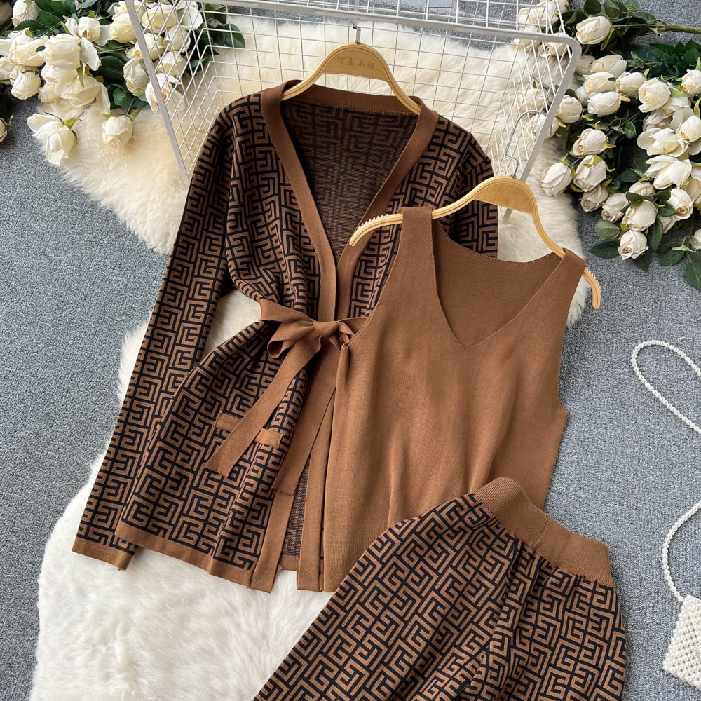 Ultra Ascension Knitted Three-Piece Suit Set